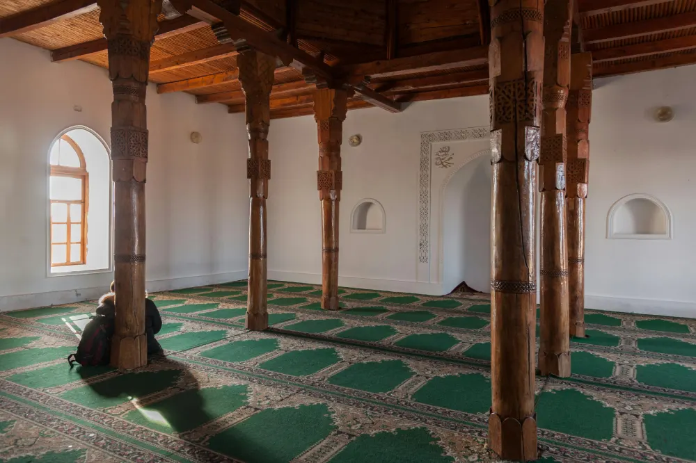 wall to wall mosque carpet Riyadh